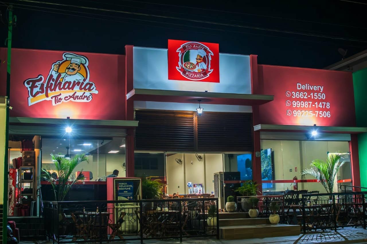 Fachada da Pizzaria e Esfirraria Tio André em Batatais